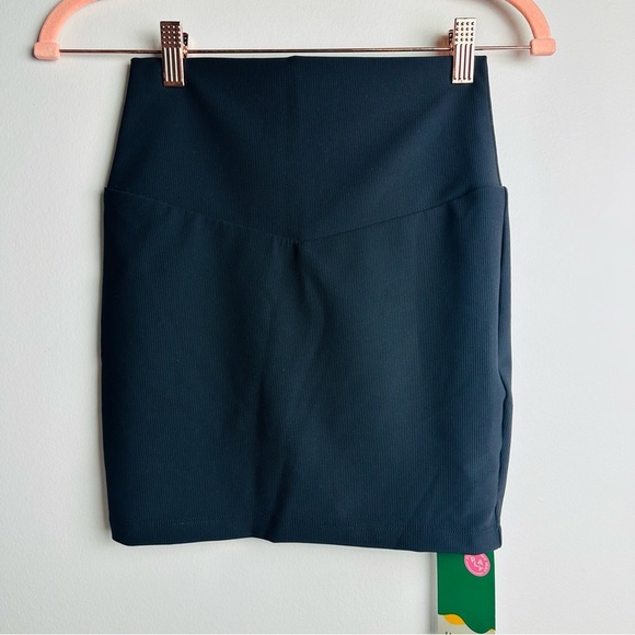 HALARA Black Mini Skirt Skorts - Picture 1 of 5